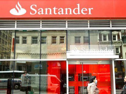 Sucursal de Banco Santander.