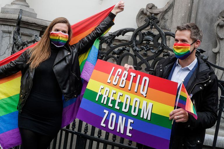 El Parlamento Europeo declara la UE “zona de libertad para las personas  LGTBIQ” | Internacional | EL PAÍS
