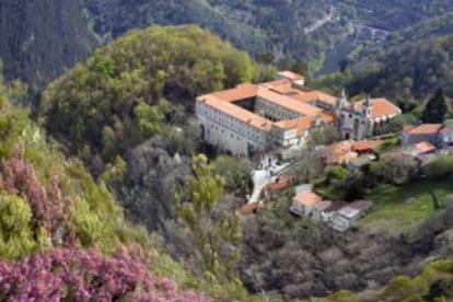 El monasterio de Santo Estevo, con sus tres claustros, en la Ribeira Sacra orensana.