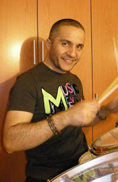 Javier Fernández, batería de Los Piratas.