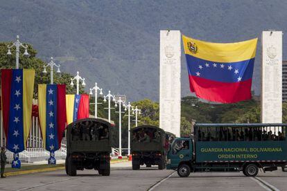 Soldados participan en un acto militar del ministerio de Defensa de Venezuela.