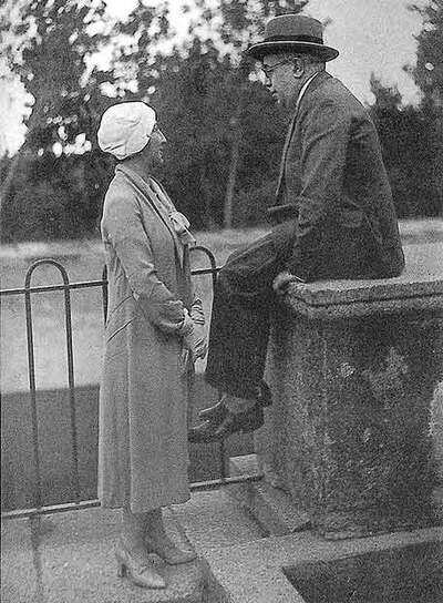 Manuel Azaña con su mujer, Dolores de Rivas, hacia 1929.