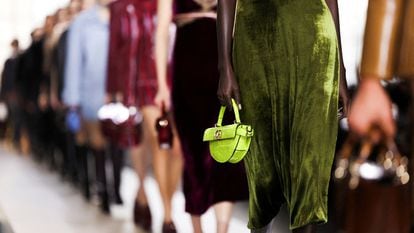 Gucci presenta su colección Otoño/Invierno 2024 durante Fashion Week en Milán, Italia.