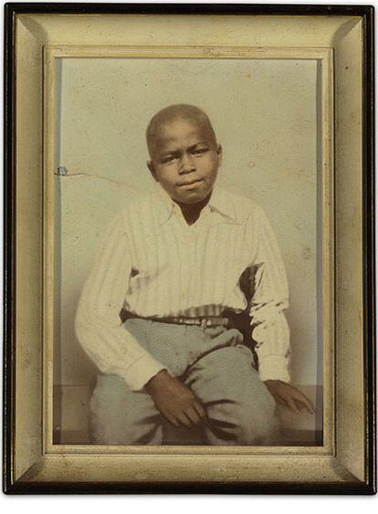 Una fotografía de infancia de James Brown subastada por la casa Christies de Nueva York