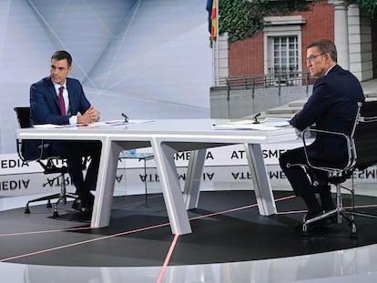 Pedro Sánchez y Alberto Núñez Feijóo, en el cara a cara en Atresmedia.