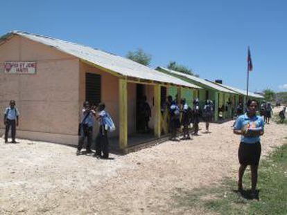 Alumnos de la Escuela Comunitaria Du Bas de Canaán, en Puerto Príncipe.