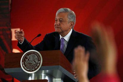 López Obrador explica el plan para Pemex. 