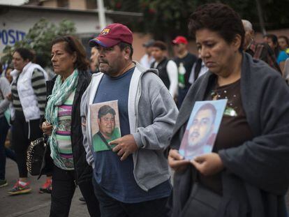 Familiares de desaparecidos marchan en Veracruz.