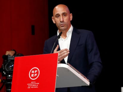 Luis Rubiales, en un momento de su intervención en la asamblea de la federación.