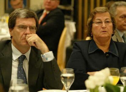 Aurelio Martínez, presidente del ICO, y Soledad Abad, consejera de la CNMV