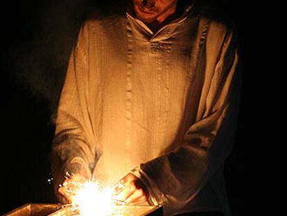 Miguel Pérez-Muñoz, como El Afilador, en la obra 'Ligazón'.