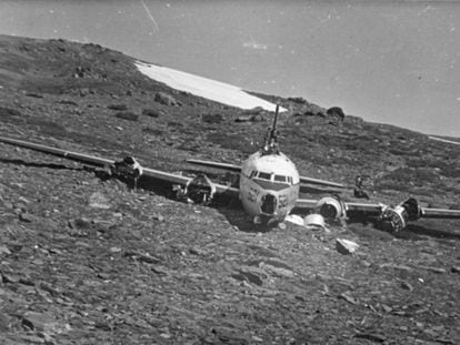 Restos del avión siniestrado, meses después del accidente, en julio de 1960.