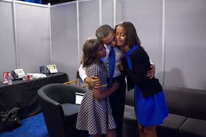 6 de septiembre de 2012. Con Sasha y Malia en el backstage de la convención democráta.