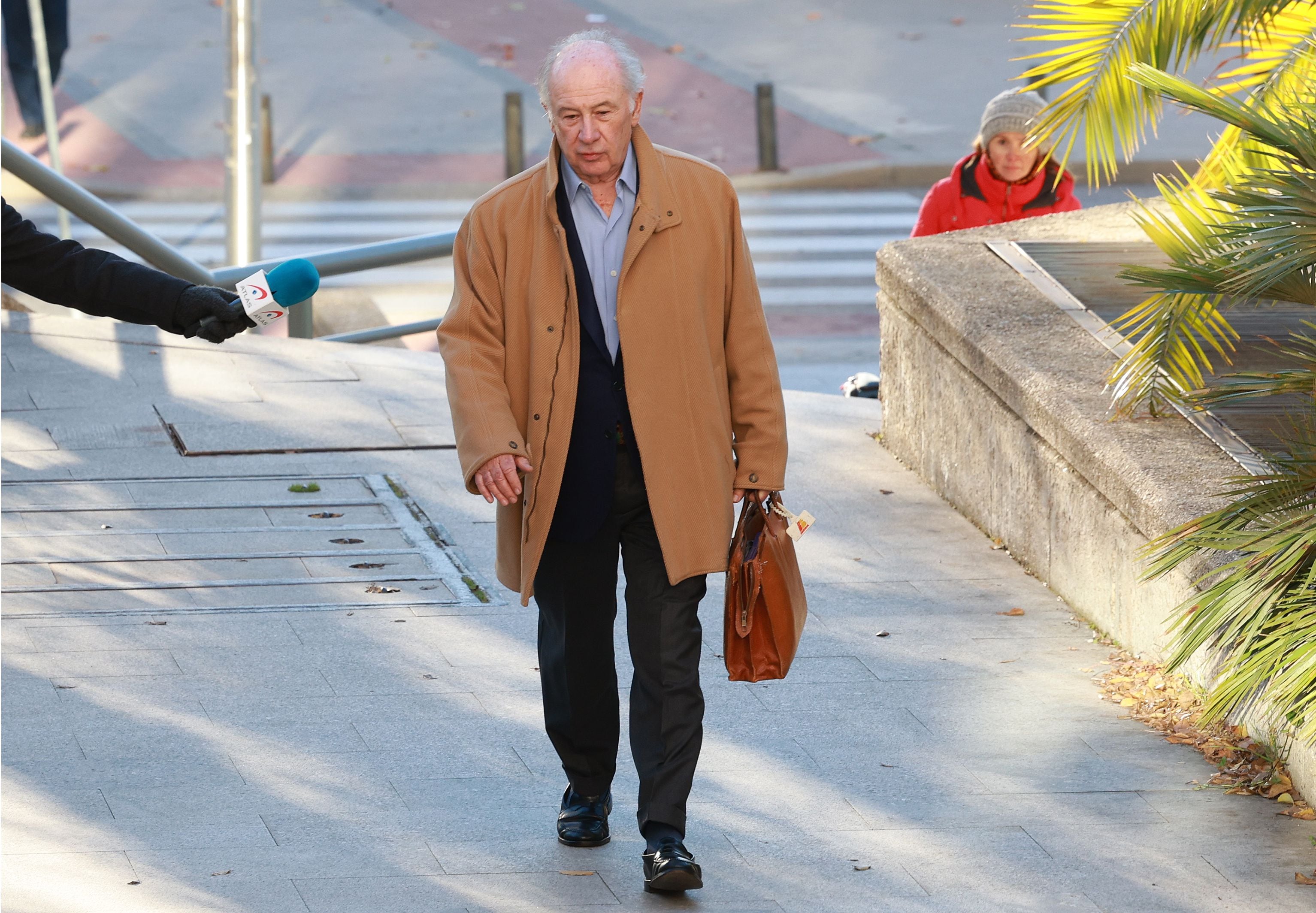 Rato carga contra el exministro Montoro en su último turno de palabra: “Ya sabemos por qué estamos aquí”