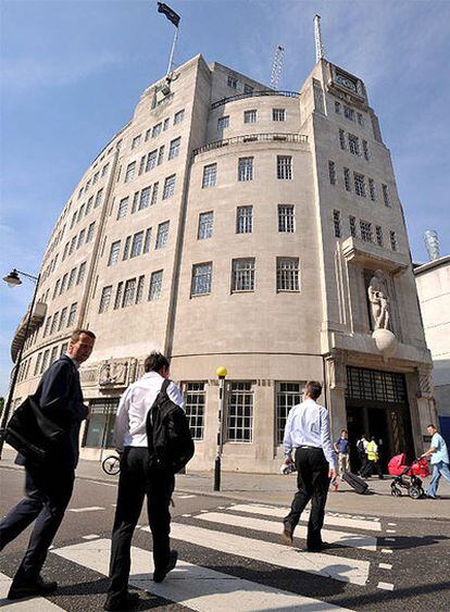 Fachada de la sede de la BBC en Londres.