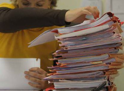 Funcionarias trabajando en un Juzgado de Violencia contra la Mujer de Madrid.