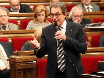 El presidente de la Generalitat, Artur Mas, en una sesión de control en el Parlament.