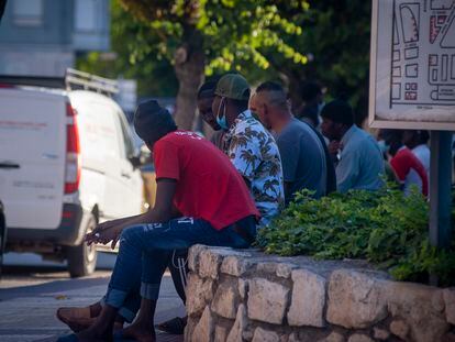 Trabajadores temporeros en el municipio de Fraga (Aragón)