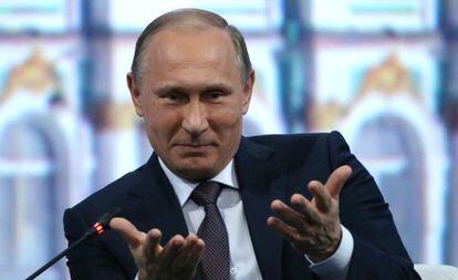 El presidente ruso, Vlad&iacute;mir Putin, este viernes en San Petersburgo.