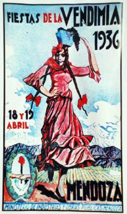 Marzo. La vendimia del otoño austral. Mendoza (Argentina). Del 4 al 6 de marzo. Que Argentina es tierra de buenos vinos no es un secreto para nadie, pero quizá sí lo es su Fiesta Nacional de la Vendimia, que se celebra cada otoño austral en la ciudad de Mendoza, junto a los Andes, célebre por sus cepas de malbec, chardonnay y pinot gris. Allí la cosecha se honra a lo grande y al aire libre, con actos como la bendición de los frutos, un despliegue de carrozas temáticas y un espectáculo con mil bailarines y cientos de músicos en el teatro griego Frank Romero, que culmina con la elección de la Reina de la Cosecha. Los fuegos artificiales no faltan, ni tampoco las visitas a bodegas locales por medio del autobús vitivinícola, que ofrece seis circuitos por las más prestigiosas cavas del valle de Uco, de Luján de Cuyo y de otros paisajes de la zona. Los visitantes se detienen en cada una a degustar vino y a maridarlo con platos de la región, y todo ello con la imponente cordillera andina como fondo.