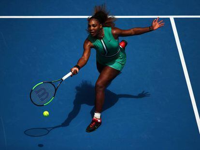 Serena Williams, durante su estreno en Melbourne ante Tatjana Maria.