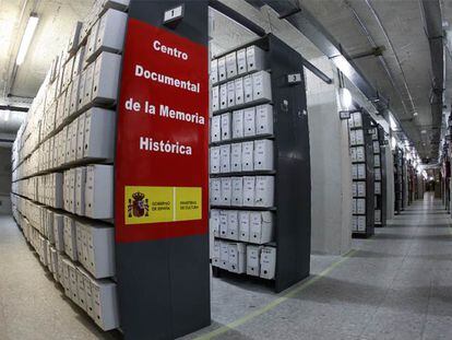 Parte de los archivos de la Guerra Civil del Centro Documental de la Memoria de Salamanca.