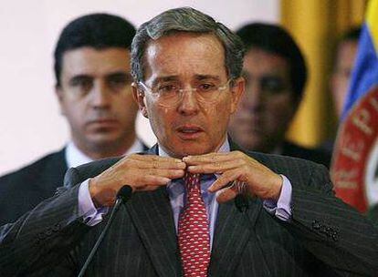El presidente colombiano, Álvaro Uribe, ayer en un acto público cerca de Botogá.