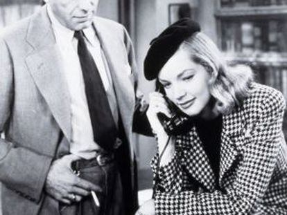 Humphrey Bogart puso rostro a Marlowe en su encarnación más célebre en el filme 'El sueño eterno' (1946).