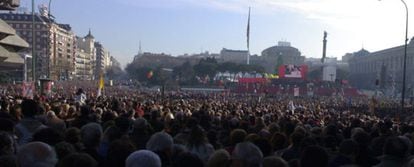 Imagen de la plaza de Colón en el centro de Madrid donde se celebra el acto 'por la familia cristiana', convocado por el arzobispado de Madrid