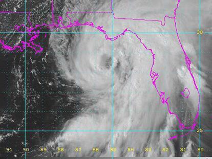 El huracán Hermine toca tierra en Florida este viernes.