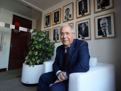 Fernández Díaz reclama más autonomía universitaria como consagra la Constitución