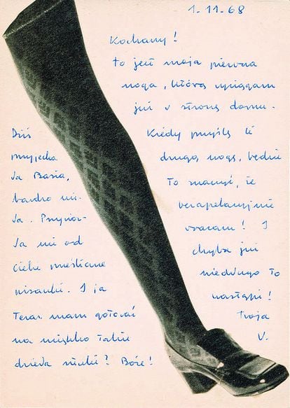 Postcard dated November 1, 1968 from Wislawa Szymborska to Kornel Filipowicz.  The poet writes: "There is my first leg that I extend towards home.  When I send you the second leg, it will mean that I am irrevocably returning".