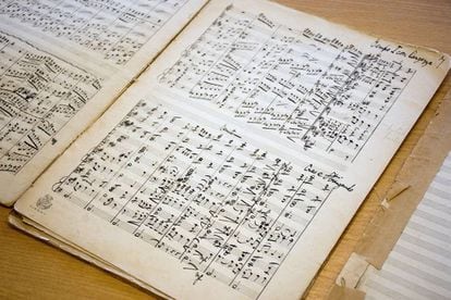 Páginas de ‘Folk Songs from Somerset’, una de las partiduras de Holst halladas en Nueva Zelanda.