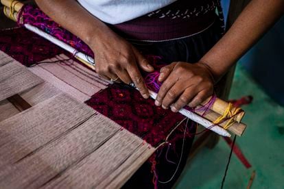 Mujeres tejedoras en Chiapas, México