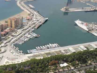 Recreación de la marina de megayates en el puerto de Málaga.