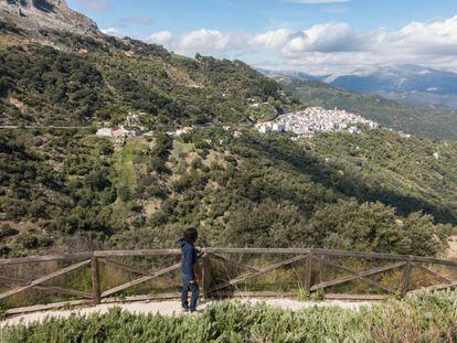 Vista del pueblo de Algatocín, en el Valle del Genal (Málaga).