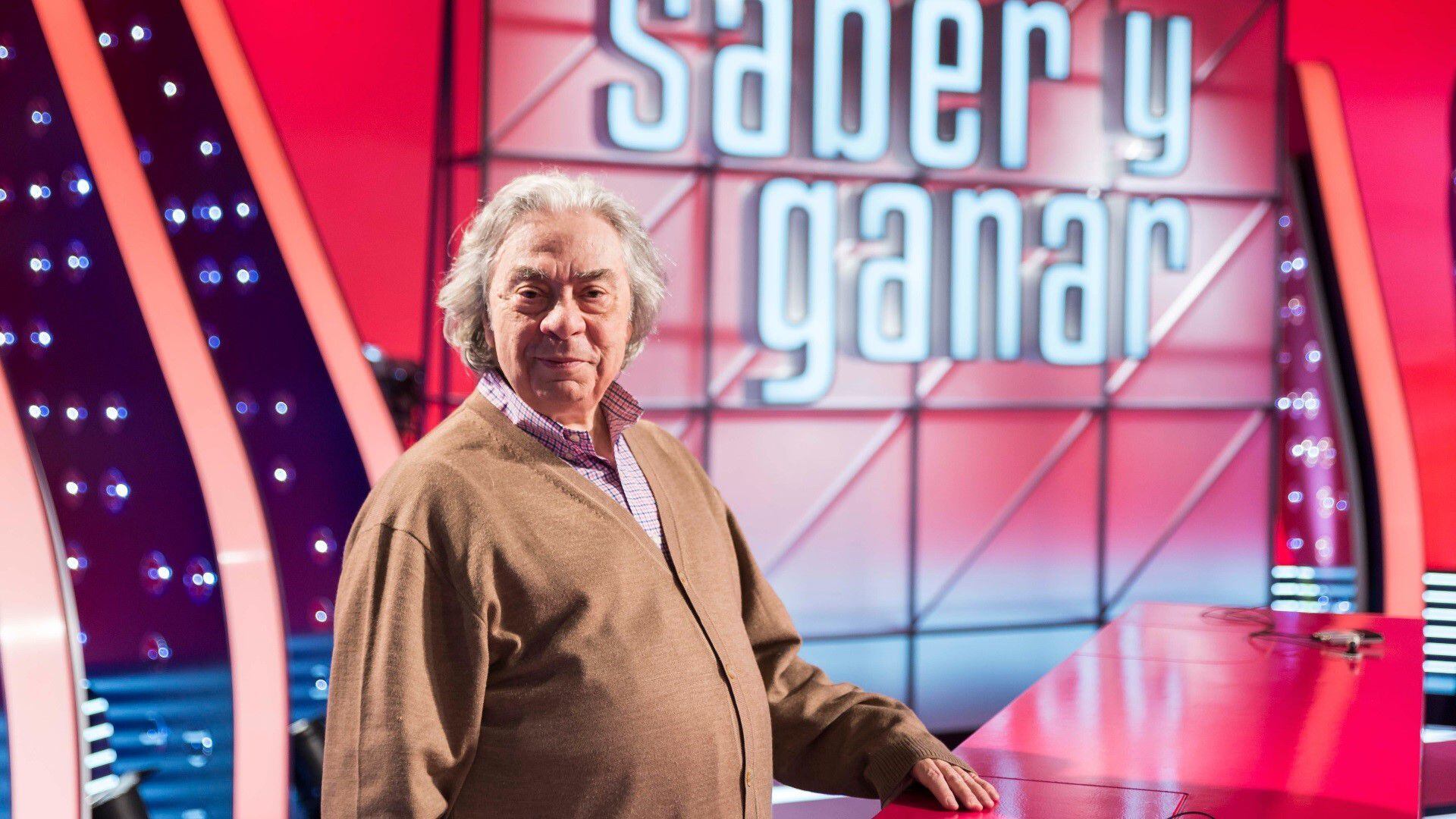 El creador y realizador de programas de televisión Sergi Schaaff, en el plató de 'Saber y ganar'.