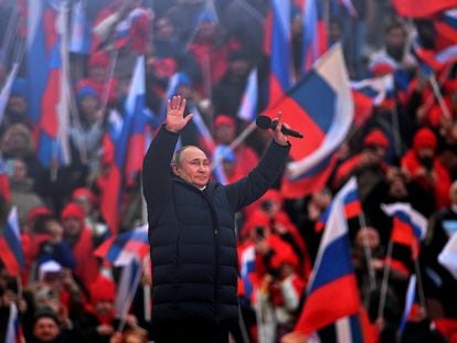 Vladímir Putin, este viernes en Moscú, durante la celebración del 8º aniversario de la anexión ilegal de Crimea en 2014.