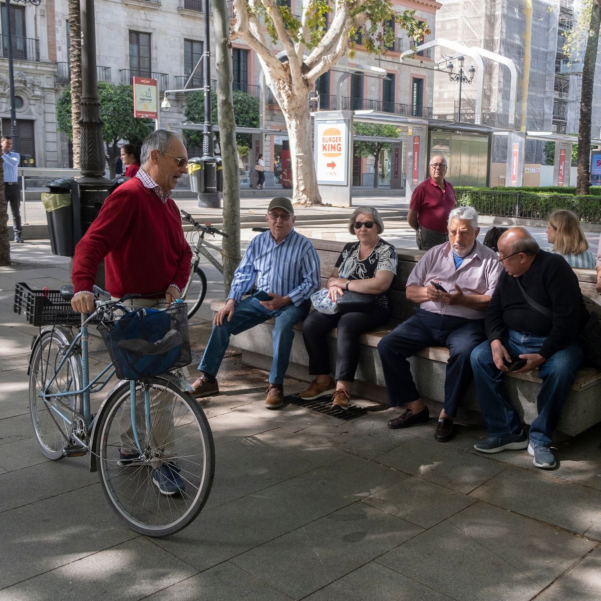 Los ‘babyboomers’ llaman a las puertas de la jubilación: el número de pensiones de retiro ya crece más de un 2% anual | Economía