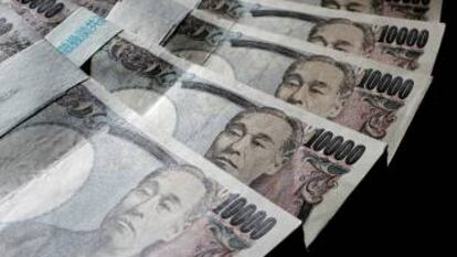 Billete de 10.000 yenes.