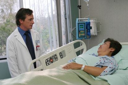 Michael J. Fox, como el doctor Kevin Casey, en 'Scrubs', uno de los papeles que hizo cuando su enfermedad ya era pública.