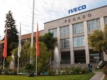 Fachada de la planta de Iveco en Madrid.