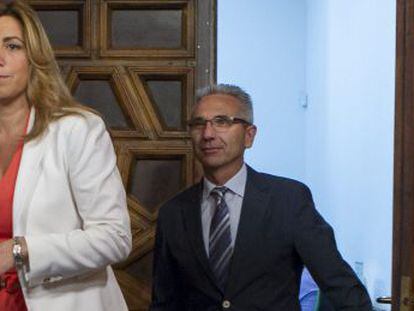 Susana D&iacute;az y el portavoz del Gobierno, Miguel &Aacute;ngel V&aacute;zquez.