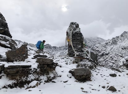Lakpa Nuru Sherpa, uno de los autores del libro ‘Sherpas. La otra historia del Himalaya’ en el Zetra La.