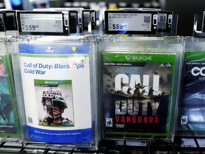 Juegos Call of Duty en una tienda de Manhattan, Nueva York.