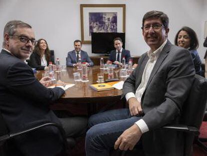 Los dos partidos se comprometen a implantar en la región la educación gratis de cero a tres años