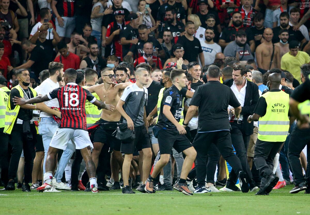 Football et France, passion débordante |  sport