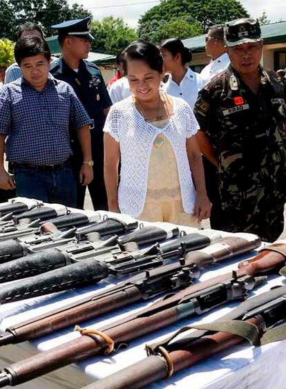 Arroyo y el gobernador de la Región Musulmana de Mindanao, Datu Zaldy Ampatuan, en 2008.