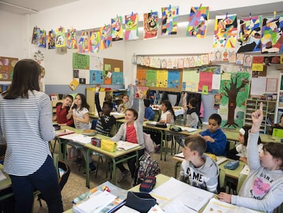 Alumnos de 4º de primaria en un aula del colegio público Antonio Mendoza de Santander