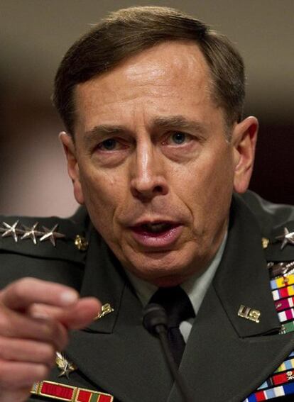 El general David Petraeus, jefe del Mando Central del Ejército de EE UU, y ahora cabeza de las fuerzas estadounidenses en Afganistán